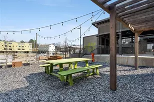 988 Bibbs Circle NW, Atlanta, GA 30318 - Photo 14