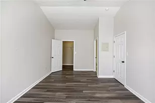 1371 Keys Crossing Dr NE, Atlanta, GA 30319 - Photo 14