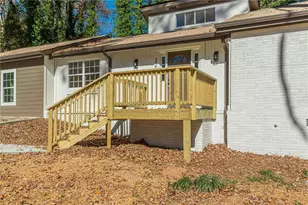 3262 Moravia Dr, Lithonia, GA 30038 - Photo 4