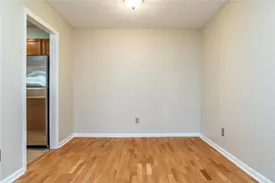 2683 Vinings Central Dr SE, Atlanta, GA 30339 - Photo 10