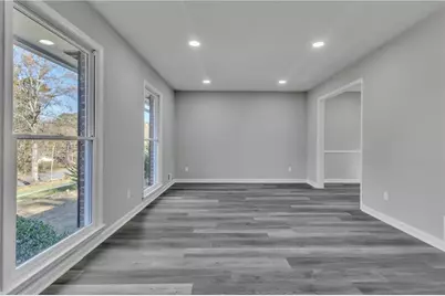 5618 Fern Creek Drive SW, Lilburn, GA 30047 - Photo 4