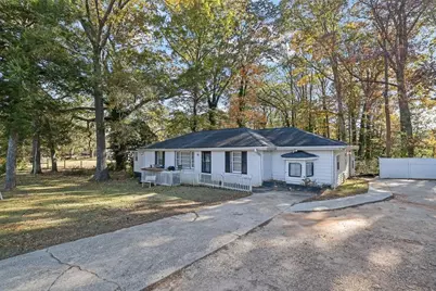 804 Rowland Road, Stone Mountain, GA 30083 - Photo 1