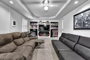 804 Rowland Rd, Stone Mountain, GA 30083 - Photo 12