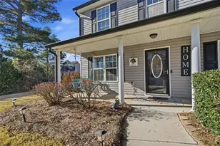 921 Roxeywood Dr, Winder, GA 30680 - Photo 4