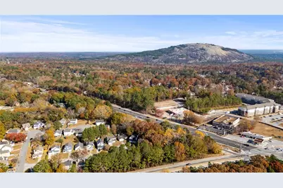 400 Palmer Drive, Stone Mountain, GA 30083 - Photo 14