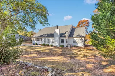 523 Barhams Ridge Drive, McDonough, GA 30252 - Photo 16