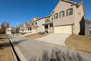 2034 Britt Dr, Snellville, GA 30078 - Photo 2