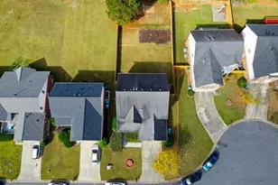 4545 Parkview Walk Dr, Lilburn, GA 30047 - Photo 28