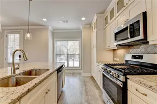 1327 Faircrest Wy, Suwanee, GA 30024 - Photo 12