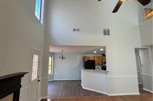 1009 Chads Ridge, Jonesboro, GA 30236 - Photo 8