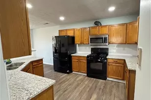 1009 Chads Ridge, Jonesboro, GA 30236 - Photo 10