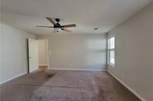 518 Bellingham Dr, Sugar Hill, GA 30518 - Photo 12