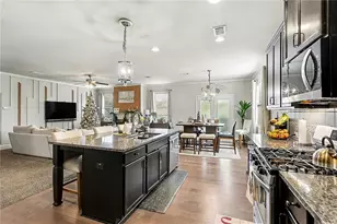 7284 Demeter Dr, Atlanta, GA 30349 - Photo 4