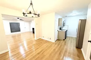 223 High Creek Dr, Roswell, GA 30076 - Photo 6