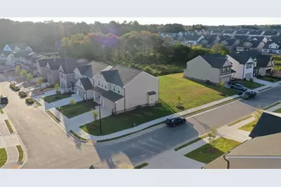 305 Sterling Creek Way, Loganville, GA 30052 - Photo 8