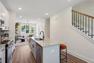 105 Mission Way SE, Atlanta, GA 30315 - Photo 4