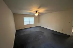 5052 Glaze Dr, Dunwoody, GA 30360 - Photo 12