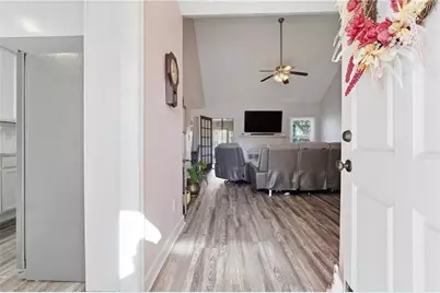 4805 Hunter Trace, Powder Springs, GA 30127 - Photo 4