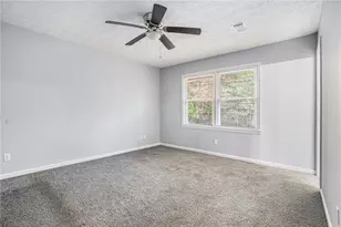 971 Willow Run, Stone Mountain, GA 30088 - Photo 16