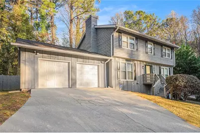 971 Willow Run, Stone Mountain, GA 30088 - Photo 1