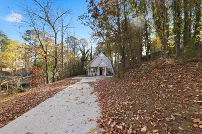 2515 Lakeview Trail, Cumming, GA 30041 - Photo 2