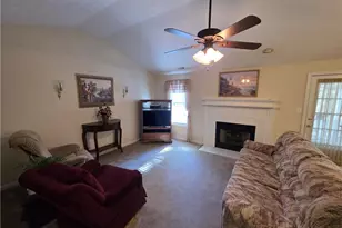 235 Monmouth Dr, Fayetteville, GA 30214 - Photo 10