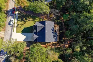 6181 Shoreland Cir, Buford, GA 30518 - Photo 98