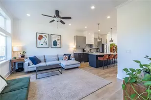 812 W College Ave, Decatur, GA 30030 - Photo 18