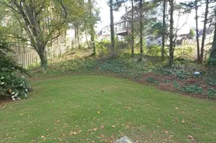 984 Pointers Way, Lawrenceville, GA 30043 - Photo 18