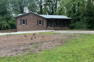 19 Oak Hill Dr, Winder, GA 30680 - Photo 4