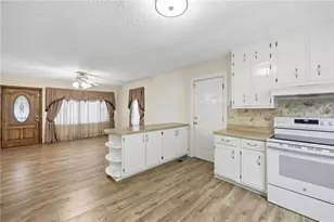 1304 Pine Valley Rd, Gainesville, GA 30501 - Photo 12