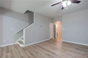 3176 Creston Park Ct, Duluth, GA 30096 - Photo 8