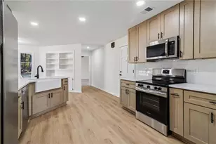 135 Willow Lake Ln, Sharpsburg, GA 30277 - Photo 12