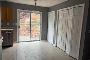 408 Spring Head Dr, Lawrenceville, GA 30046 - Photo 4