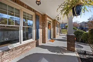 7537 Brookstone Cir, Flowery Branch, GA 30542 - Photo 6