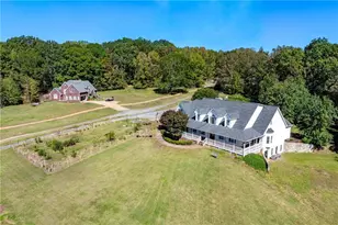 422 Blessings Ln, Nicholson, GA 30565 - Photo 6