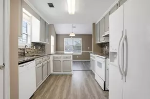 4590 Wheeler Creek Dr, Hoschton, GA 30548 - Photo 10