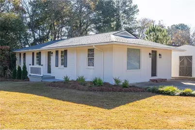 1836 Lochlomand Lane SE, Smyrna, GA 30080 - Photo 2