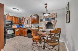 7135 Hania Dr, Fairburn, GA 30213 - Photo 14