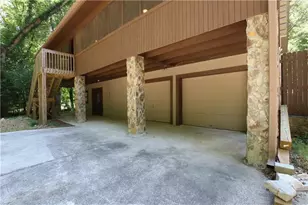 4629 Happy Valley Cir, Newnan, GA 30263 - Photo 2