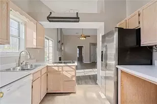 2025 Brittania Cir, Woodstock, GA 30188 - Photo 16