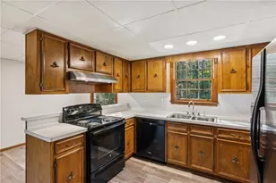 4894 Macbain Ln, Dunwoody, GA 30360 - Photo 20