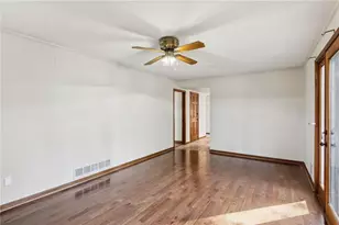 4894 Macbain Ln, Dunwoody, GA 30360 - Photo 16