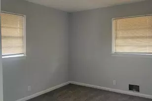 2838 Ben Hill Rd, Atlanta, GA 30344 - Photo 10