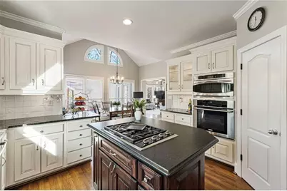 1505 Runnymede Court SW, Lilburn, GA 30047 - Photo 22