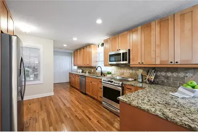 1505 Robinhood Trail, Gainesville, GA 30501 - Photo 10