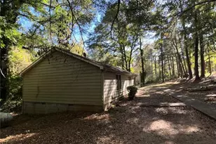 1844 County Line Rd SW, Atlanta, GA 30331 - Photo 6