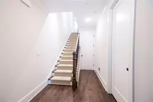 915 Katie Kerr Dr, Decatur, GA 30030 - Photo 6