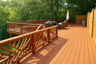 4070 Runnymede Dr SW, Lilburn, GA 30047 - Photo 54