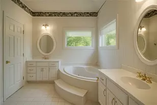 4070 Runnymede Dr SW, Lilburn, GA 30047 - Photo 26